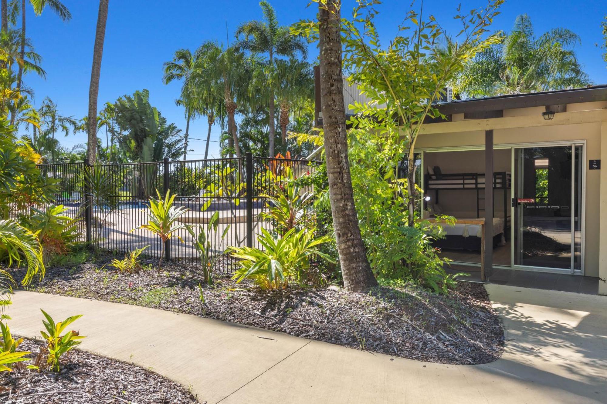 Tasman Holiday Parks - Airlie Beach Exterior photo